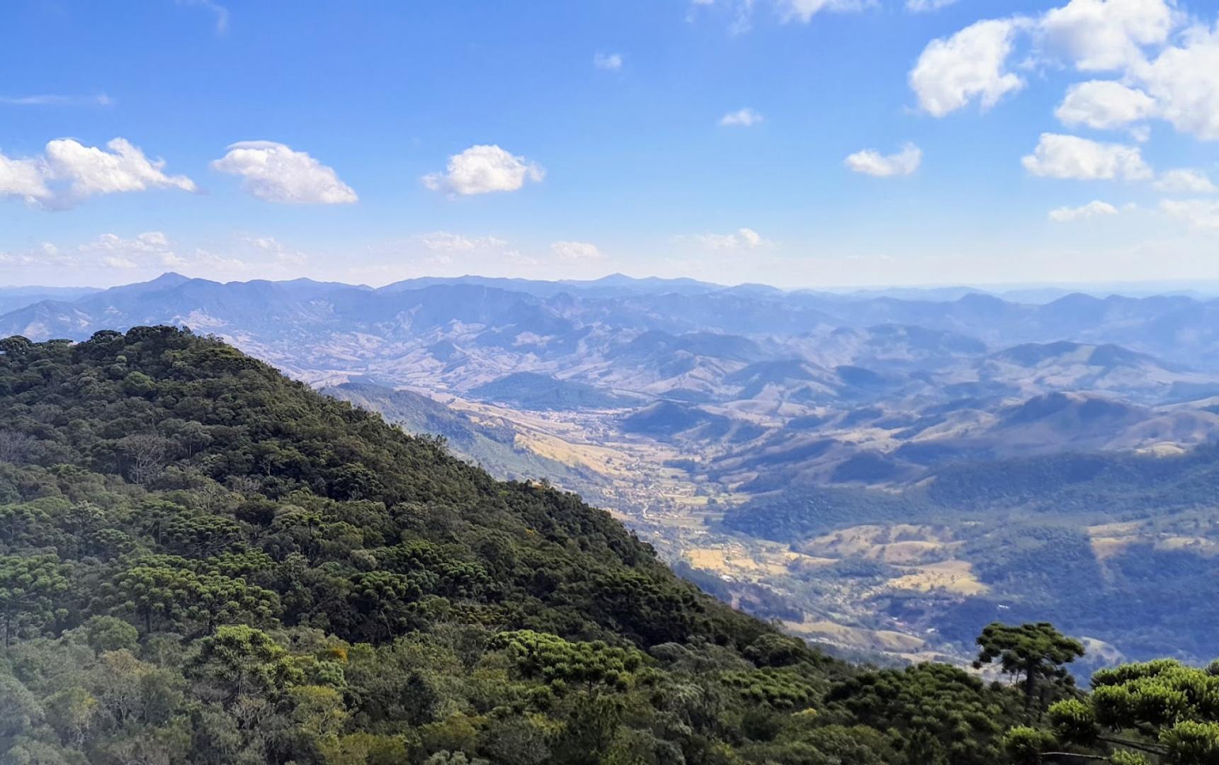 Pedra Ana Chata