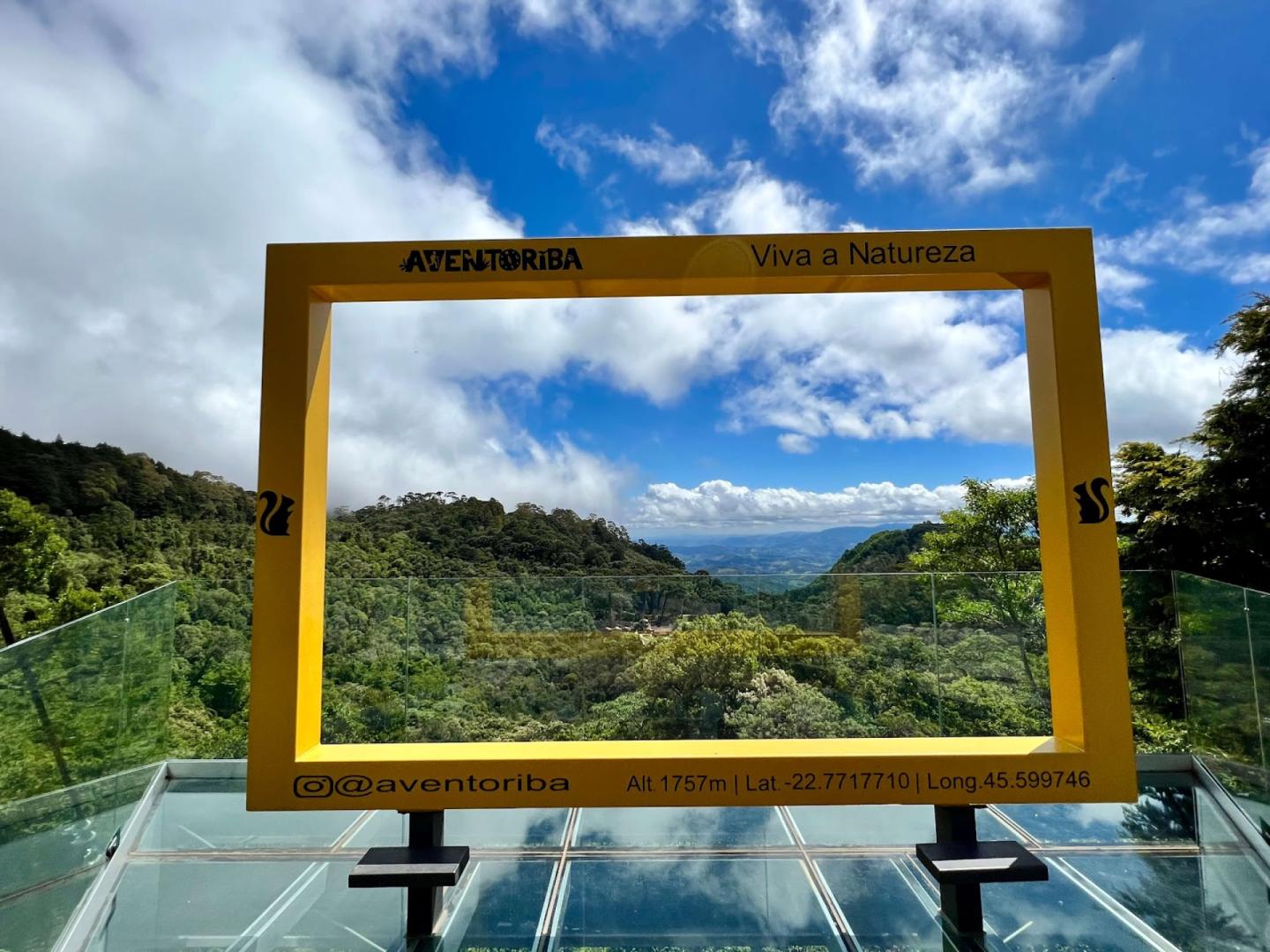 Mirante de Vidro AME Campos